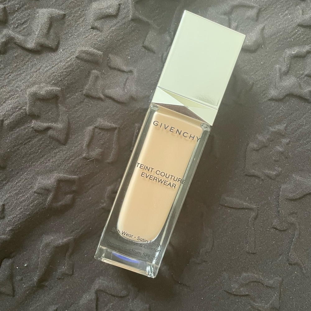 Givenchy Teint Couture Everwear